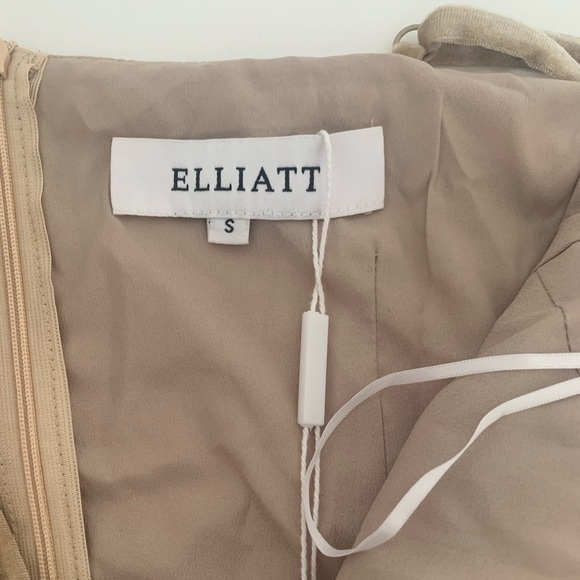 ELLIATT Thrill Tulip Dress - Picture 4 of 6